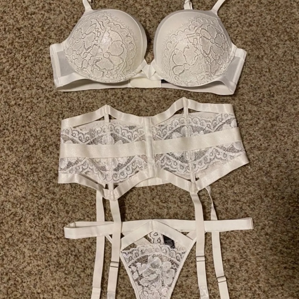 Victoria’s Secret very sexy set